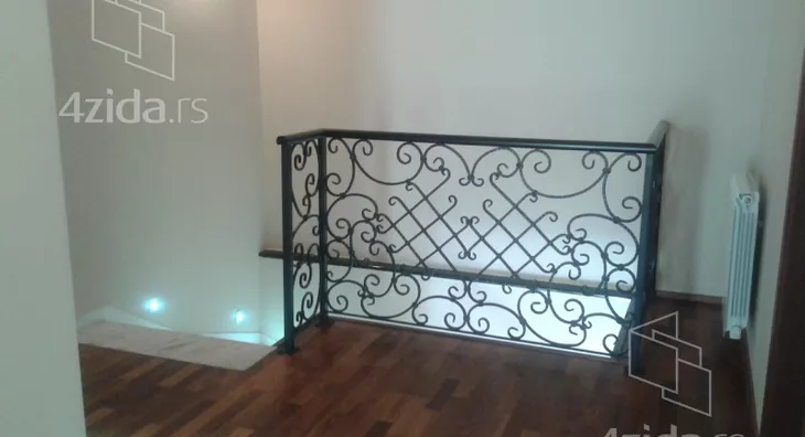 3-etažna kuća | 4zida