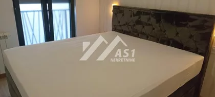Cara Uroša | 4zida.rs