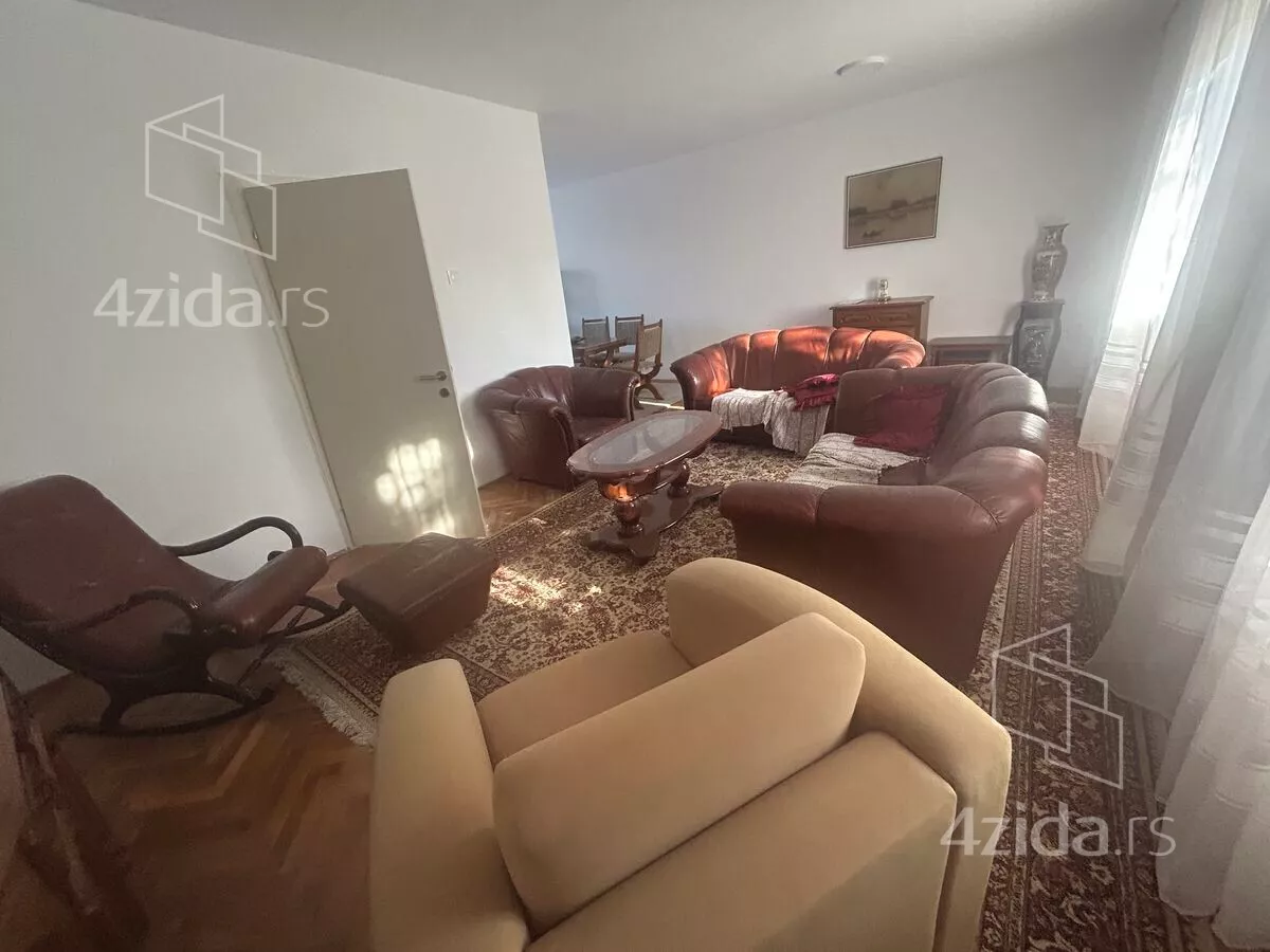 3-etažna kuća | 4zida