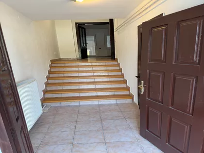 Bolnička 80 | 4zida.rs