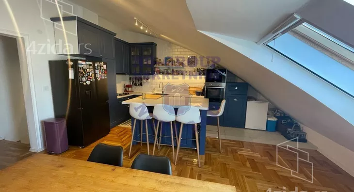 Petosoban stan | 4zida