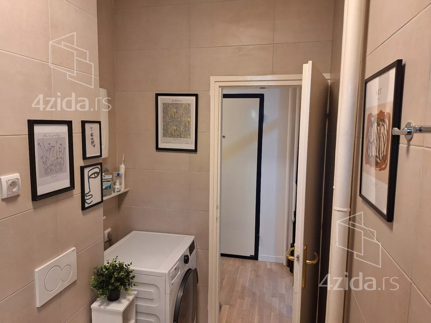 Troiposoban stan | 4zida