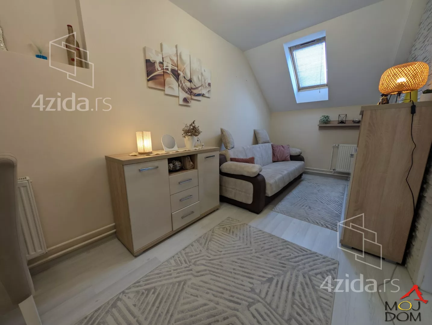 Jednoiposoban stan | 4zida