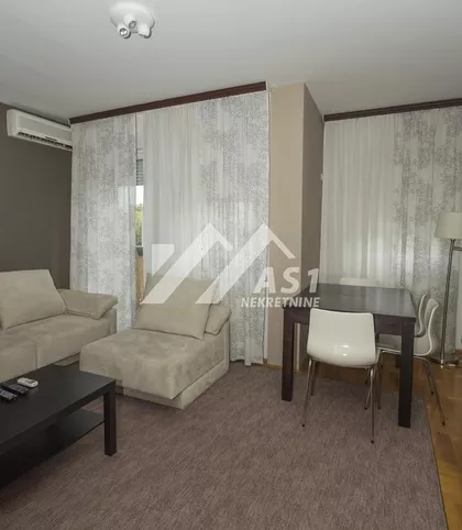 Polgar Andraša | 4zida.rs