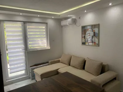 SALVADORA ALJENDEA | 4zida.rs