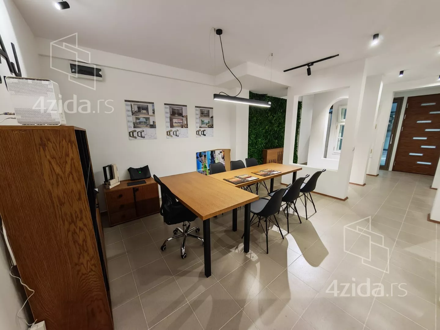 Lokal | 4zida