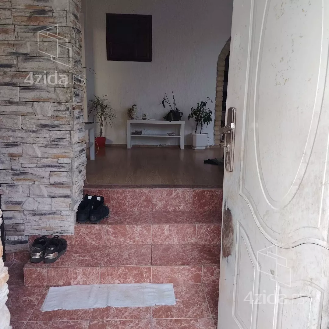 4-etažna kuća | 4zida