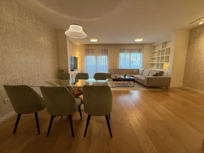 Južni Bulevar | 4zida.rs