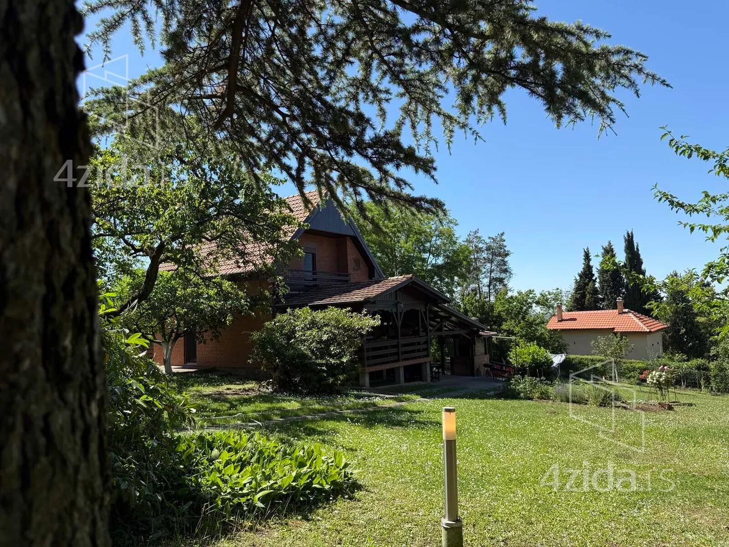 2-etažna kuća | 4zida