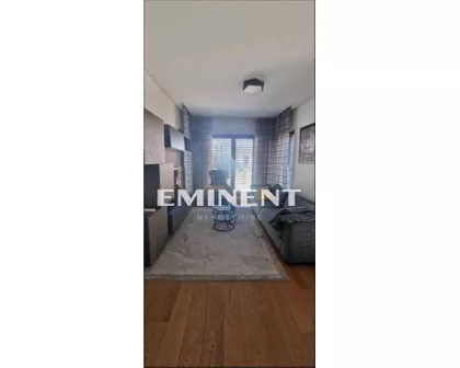 Sarajevska | 4zida.rs