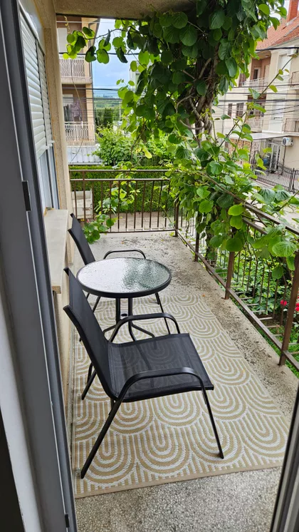 Kneza Mihajla Obrenovića | 4zida.rs