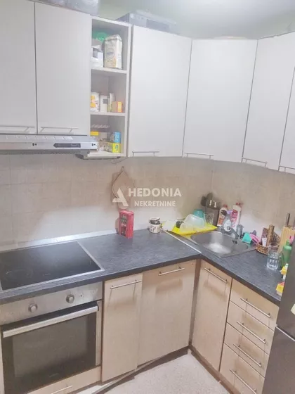 Belokrajinska | 4zida.rs