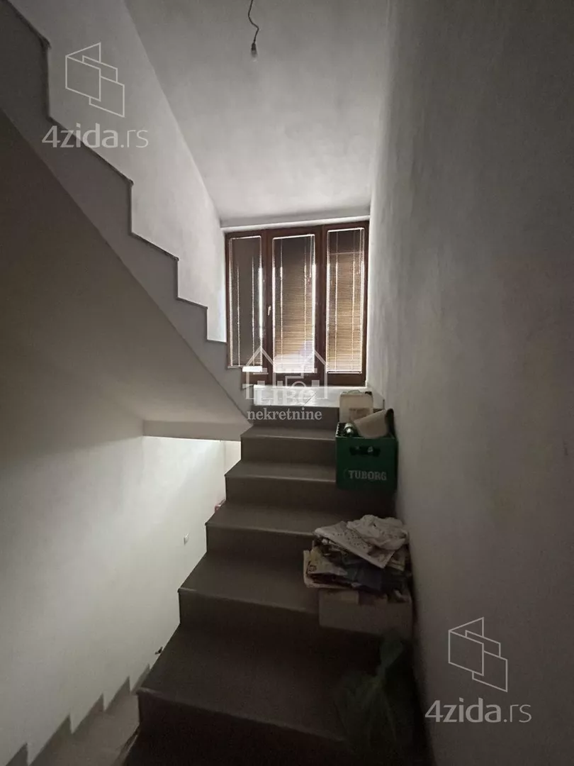 4-etažna kuća | 4zida