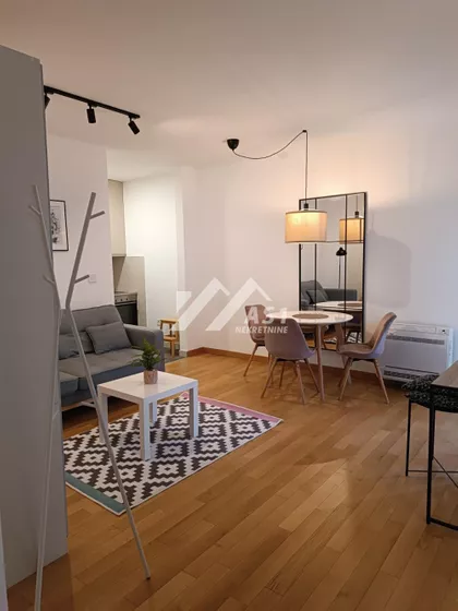 Trg Komenskog | 4zida.rs