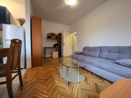 Hadži Ruvimova | 4zida.rs