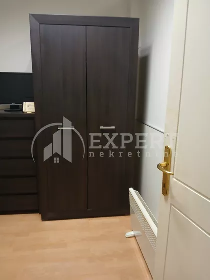 Obrenovićeva | 4zida.rs