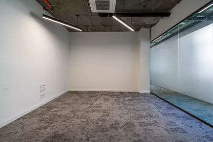 Zmaj Jovina | 4zida.rs