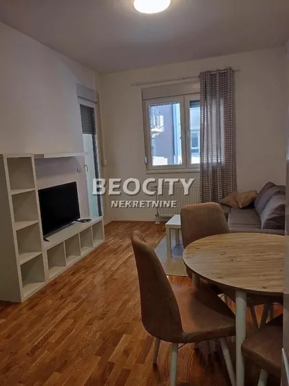 Radoja Domanovića | 4zida.rs