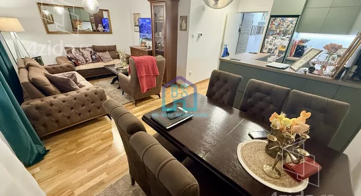 Troiposoban stan | 4zida