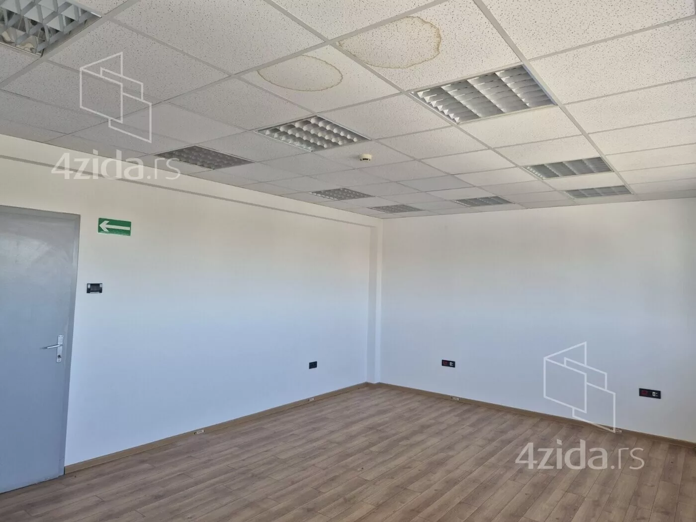 Lokal | 4zida