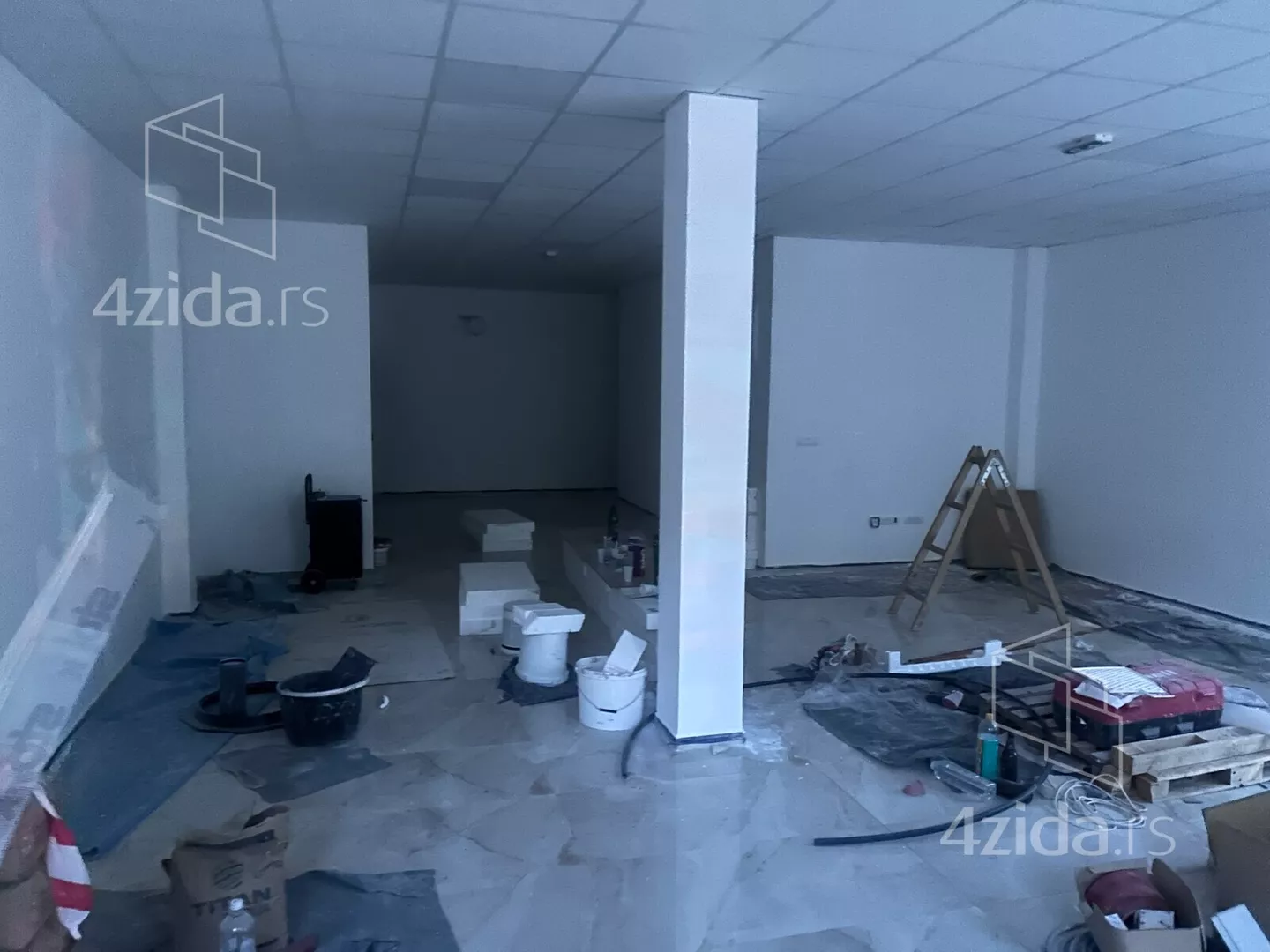 Lokal | 4zida