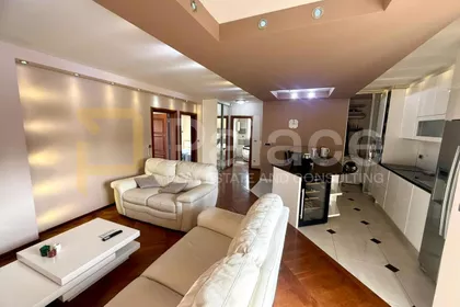 Sarajevska | 4zida.rs