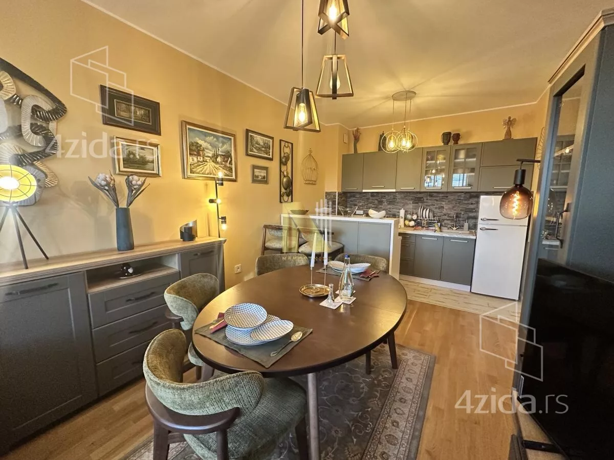 Dvoiposoban stan | 4zida