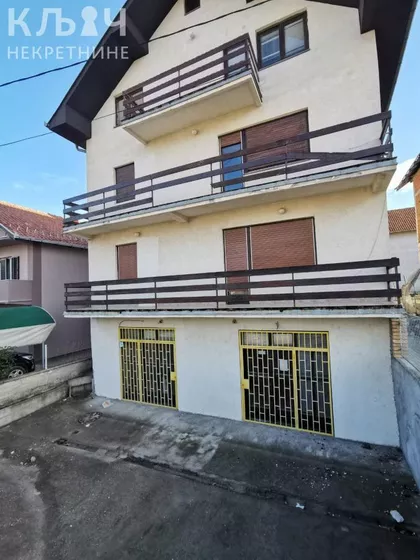 Denino Brdo | 4zida.rs