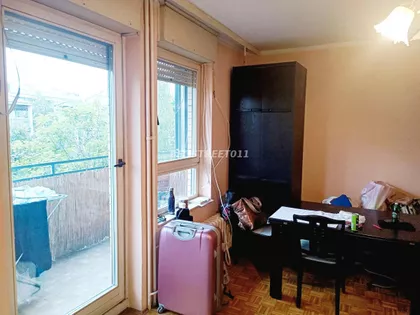 Crveni Krst Vračar | 4zida.rs