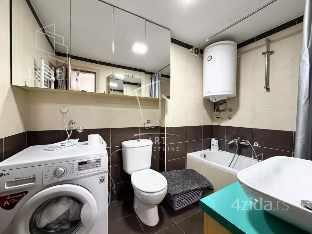 Dvoiposoban stan | 4zida