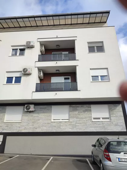 Mokroluška 15 | 4zida.rs