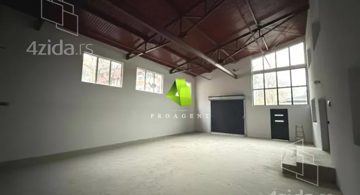 Poslovni prostor | 4zida