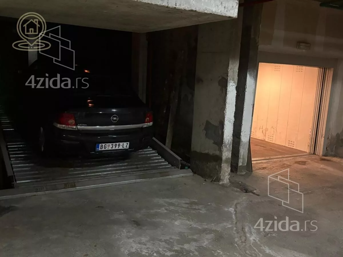 Garaža | 4zida