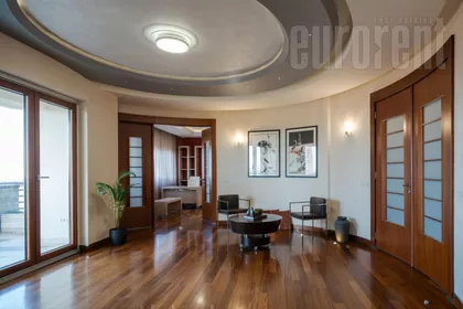 BANOVO BRDO | 4zida.rs