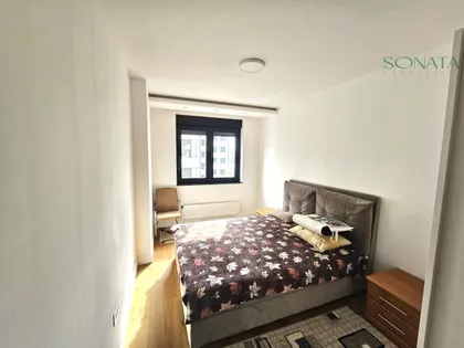 Crveni Krst Vračar | 4zida.rs