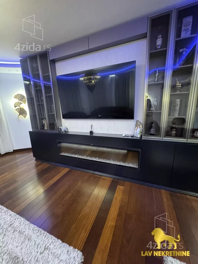 Troiposoban stan | 4zida