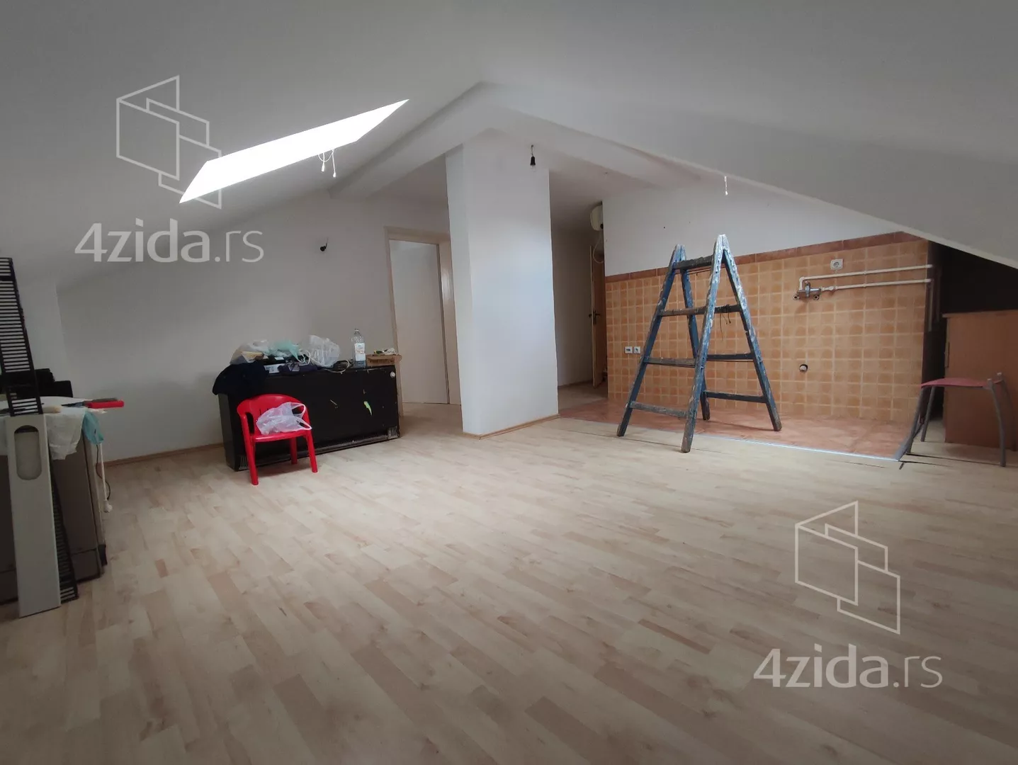 3-etažna kuća | 4zida