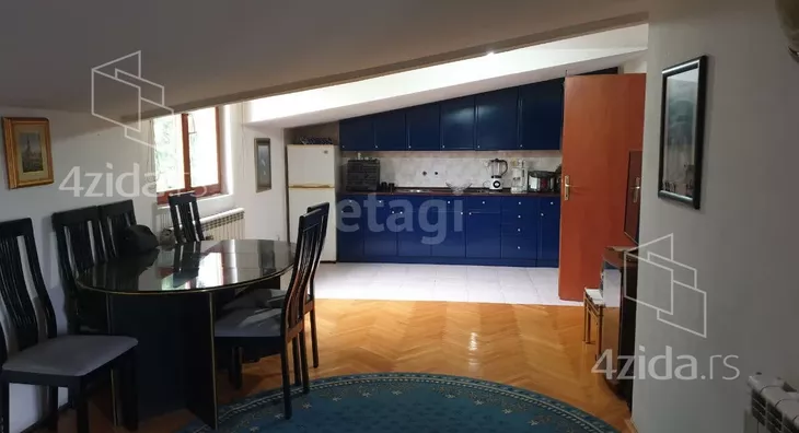 Šestosoban stan | 4zida