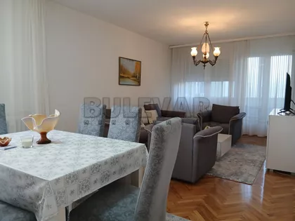 Vojvode Mišića | 4zida.rs