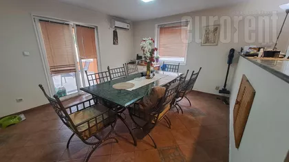 ZEMUN GORNJI GRAD | 4zida.rs