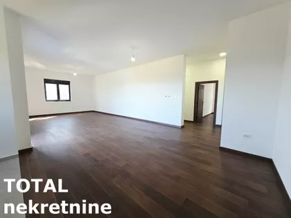 Sremska Kamenica | 4zida.rs