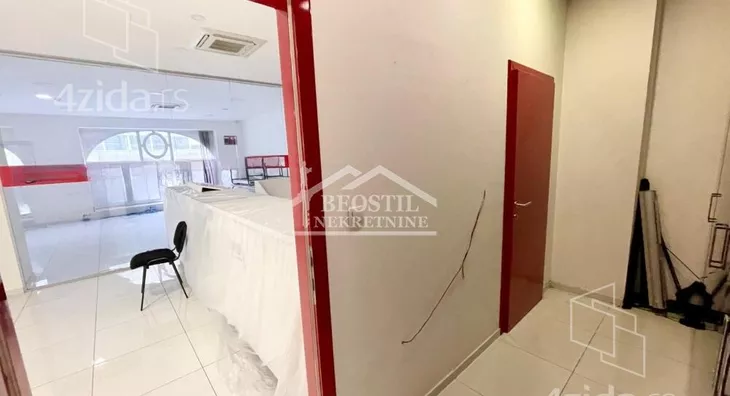 Poslovni prostor | 4zida