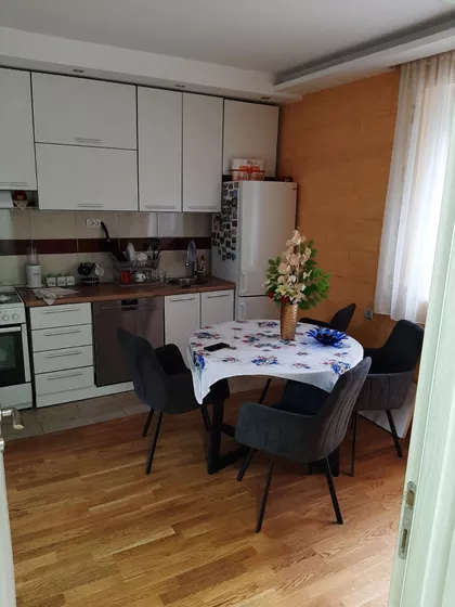 Rakovica - Centar | 4zida.rs