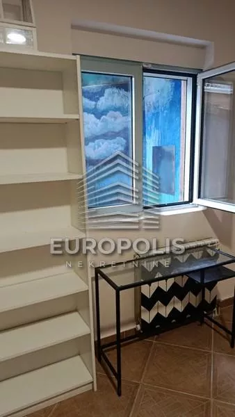 Tikveška | 4zida.rs