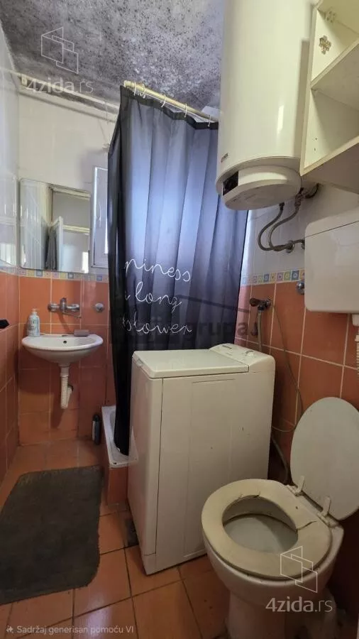 Petosoban stan | 4zida