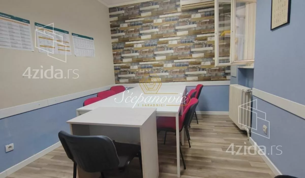 Sedmosoban stan | 4zida