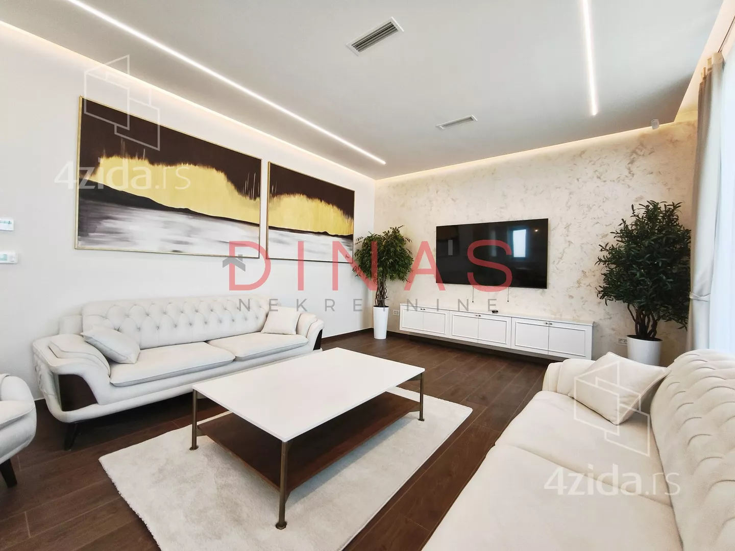 Petosoban stan | 4zida