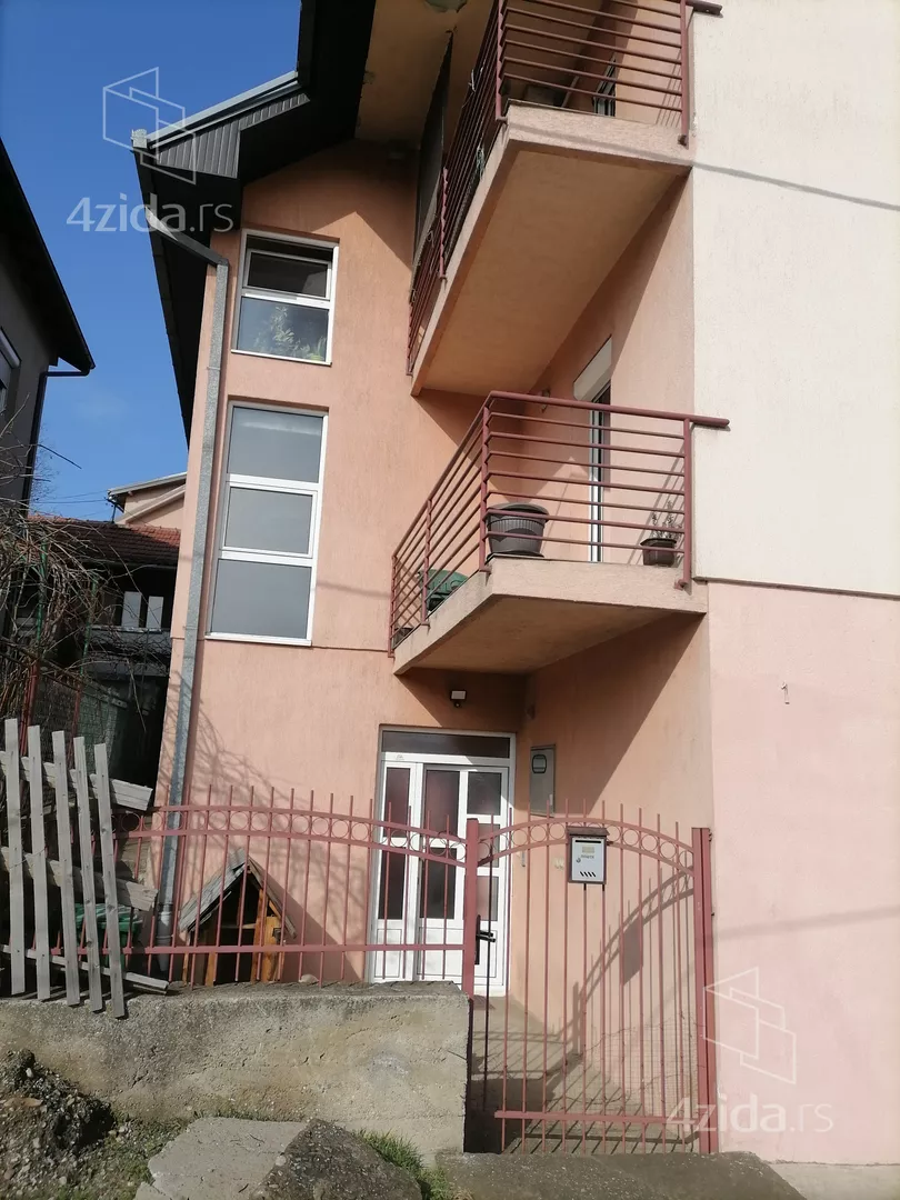 3-etažna kuća | 4zida