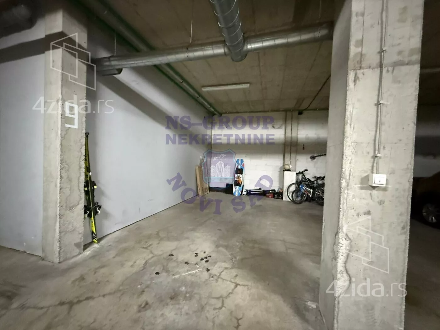 Četvoroiposoban stan | 4zida