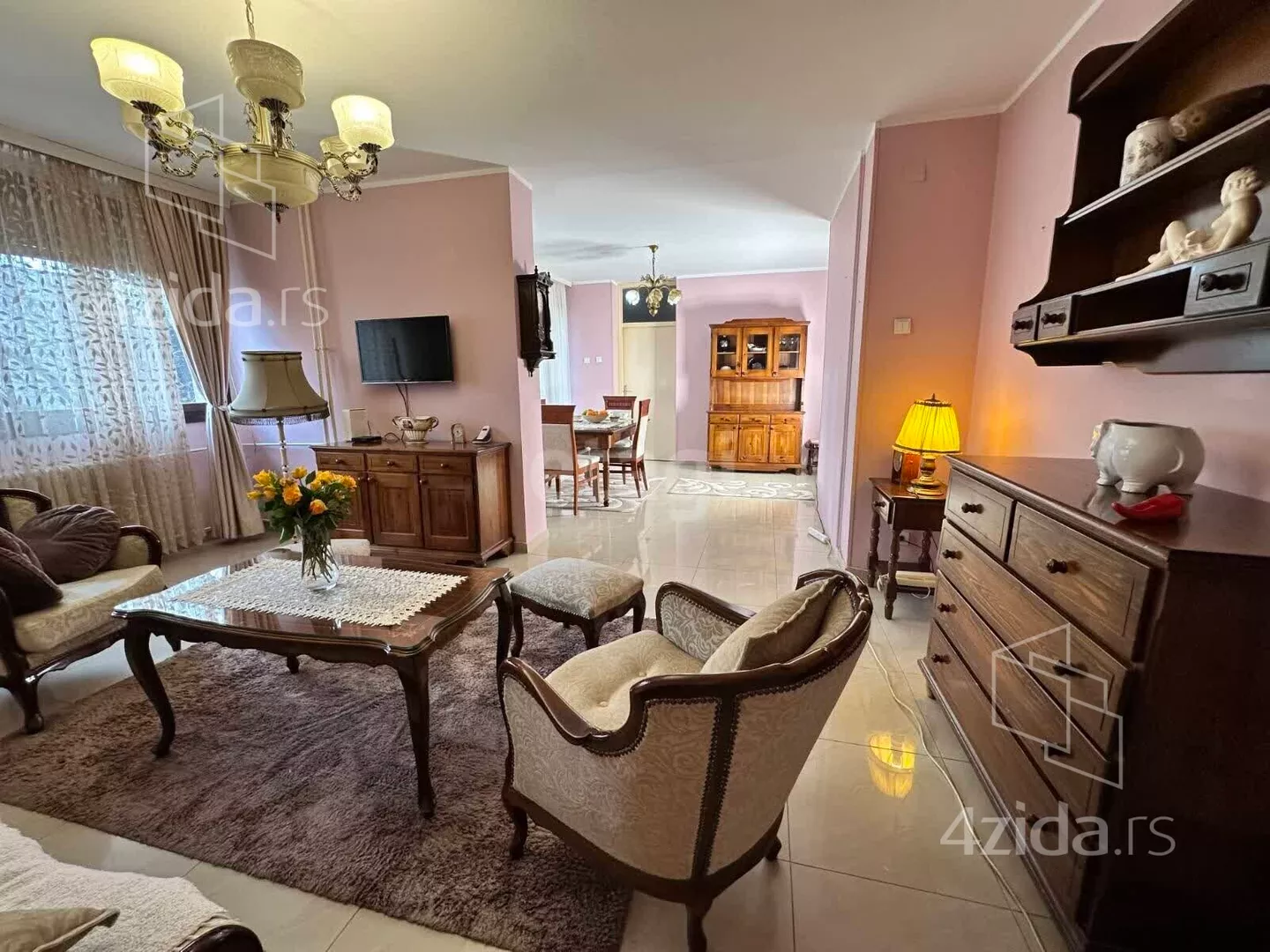 Trosoban stan | 4zida